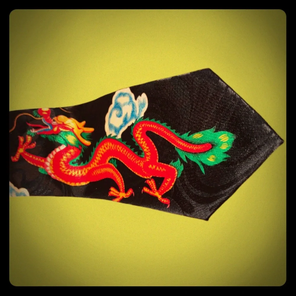 Vintage Gold City handmade silk tie dragon artwork black red EUC